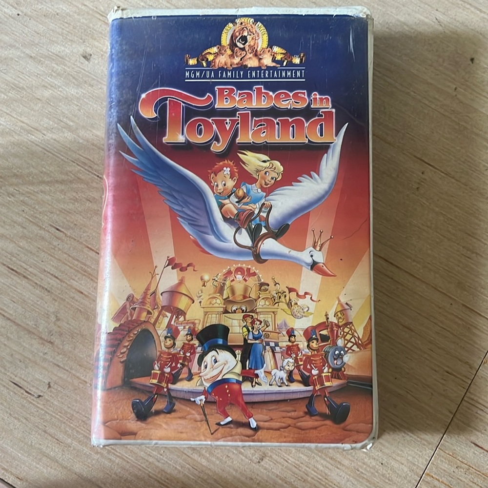 Babes in Toyland VHS